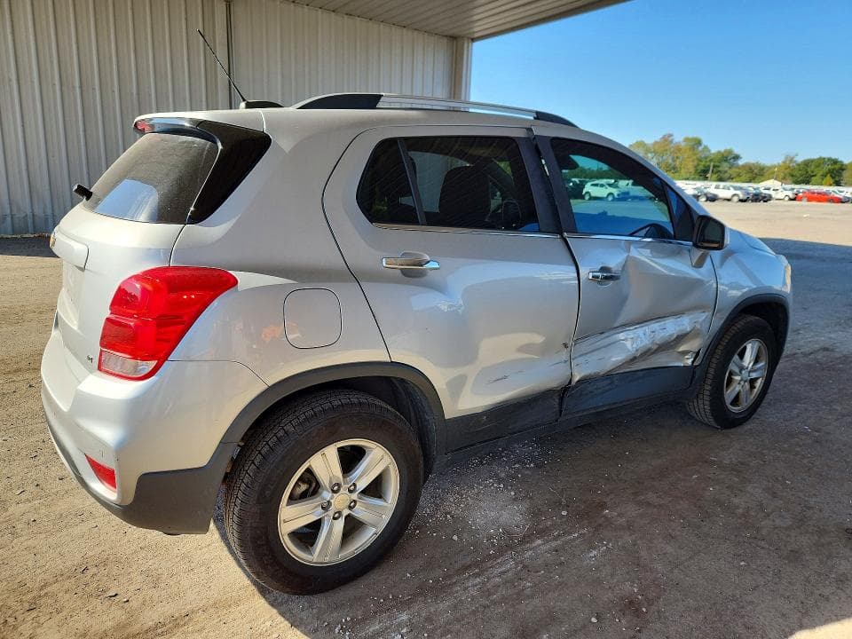 2019 CHEVROLET TRAX 1LT 3