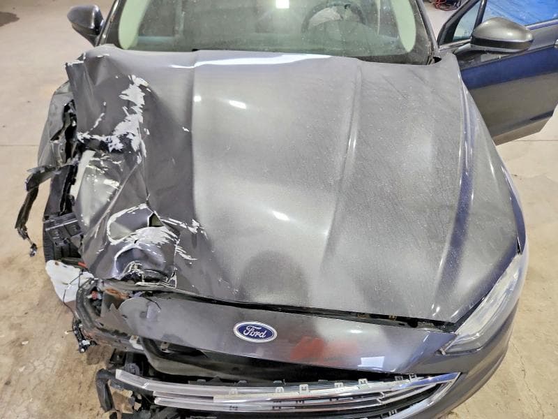 2017 FORD FUSION SE 11
