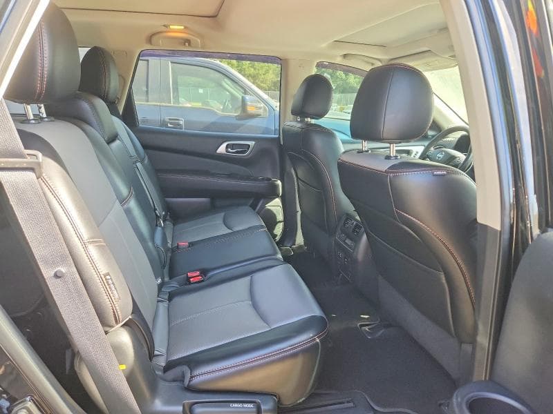 2019 NISSAN PATHFINDER SL 11