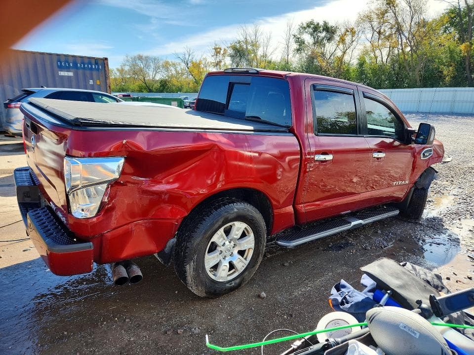 2017 NISSAN TITAN SV 3