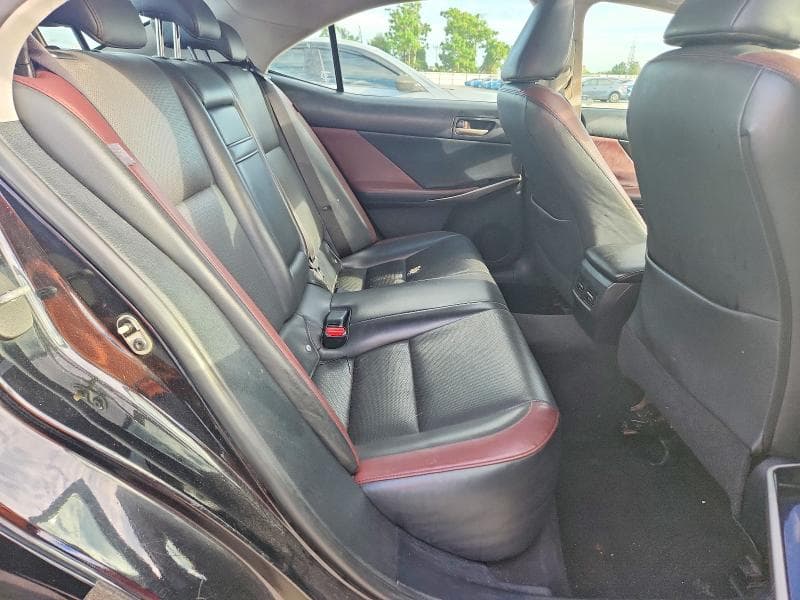 2018 LEXUS IS 300 10