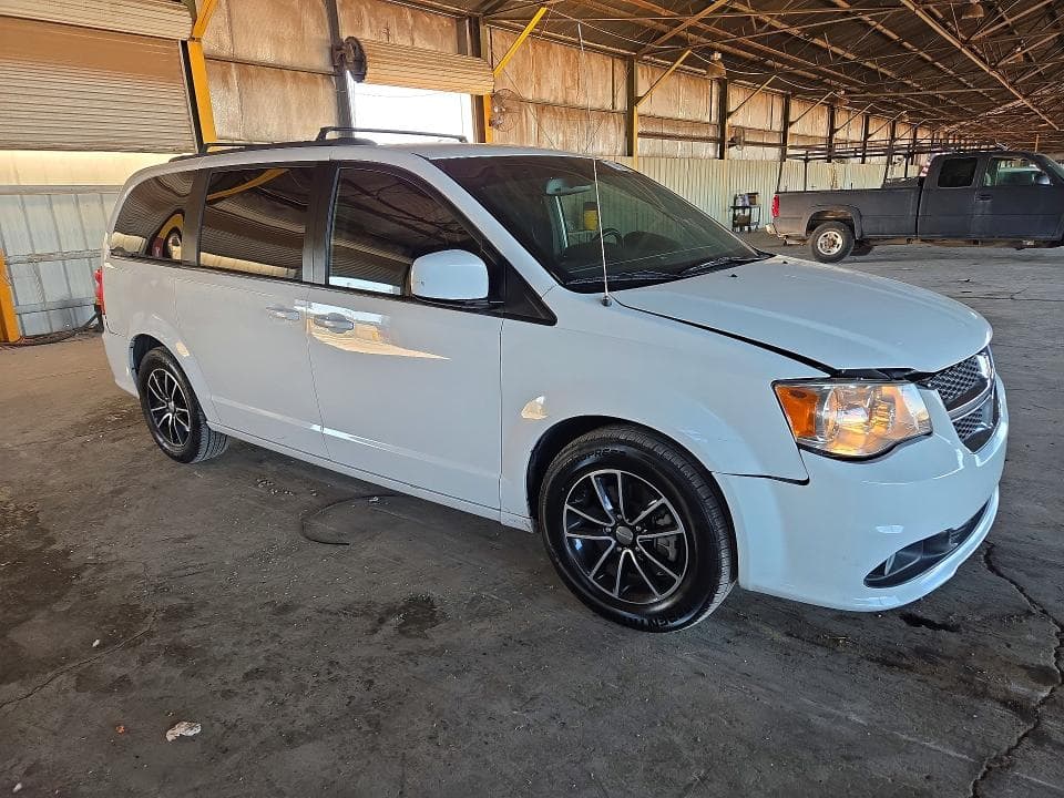 2019 DODGE GRAND CARAVAN GT 4