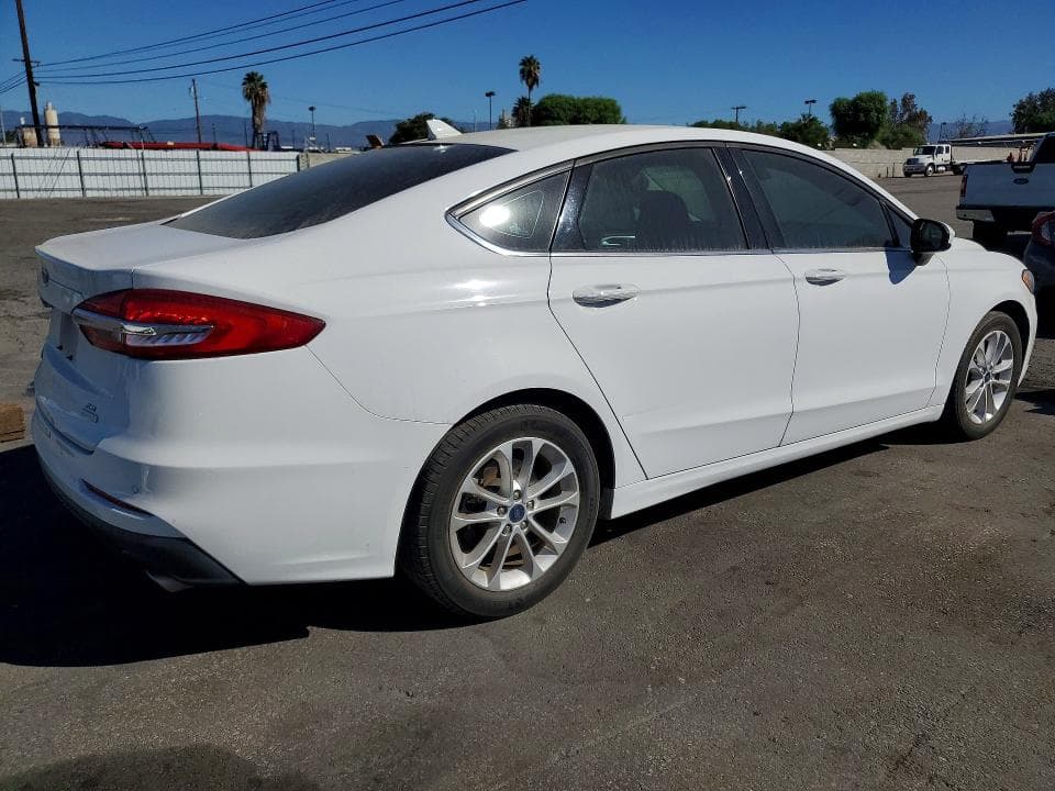 2020 FORD FUSION SE 3