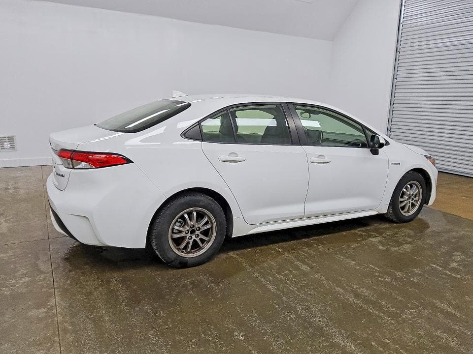 2020 TOYOTA COROLLA LE 3