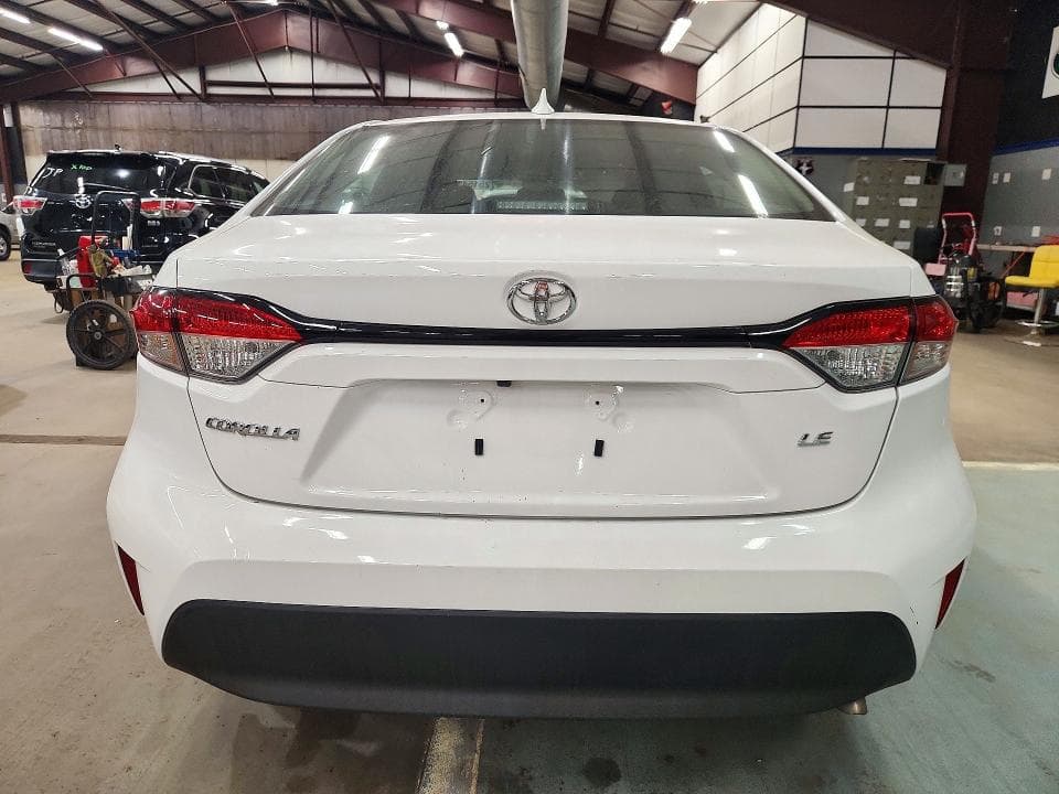 2026 TOYOTA COROLLA LE 6