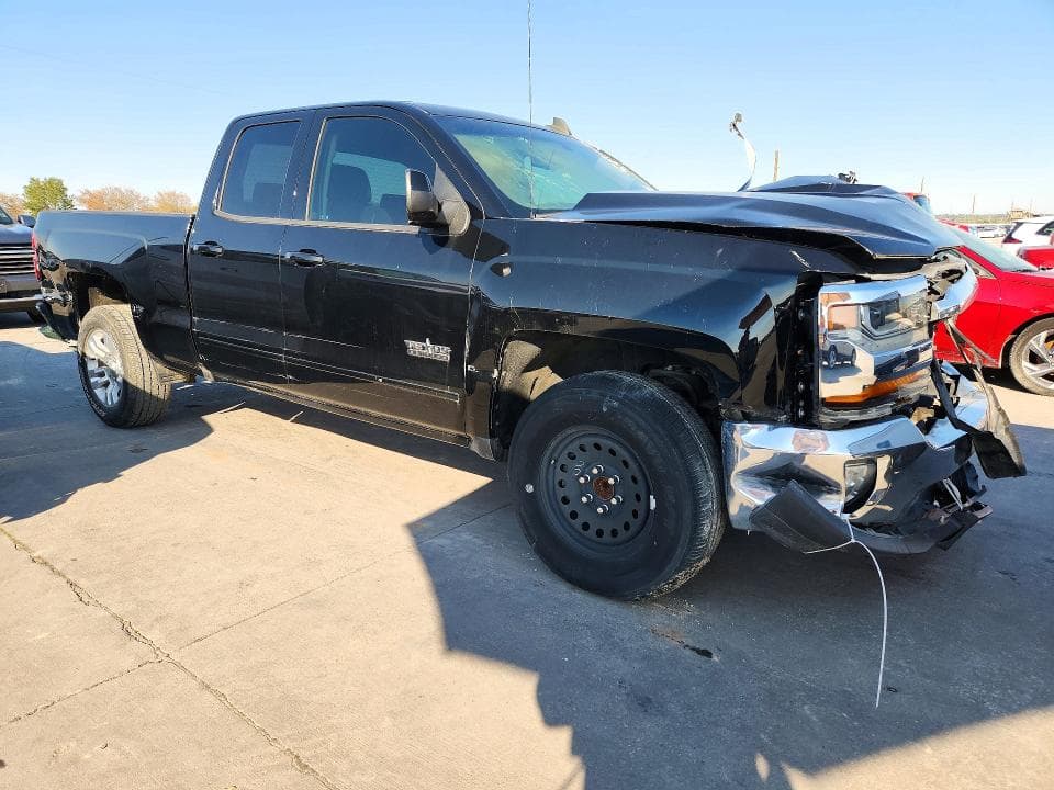 2019 CHEVROLET SILVERADO LD C1500 LT 4