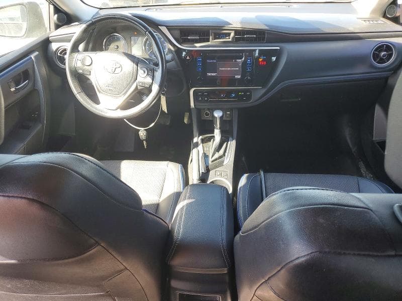 2019 TOYOTA COROLLA SE 8