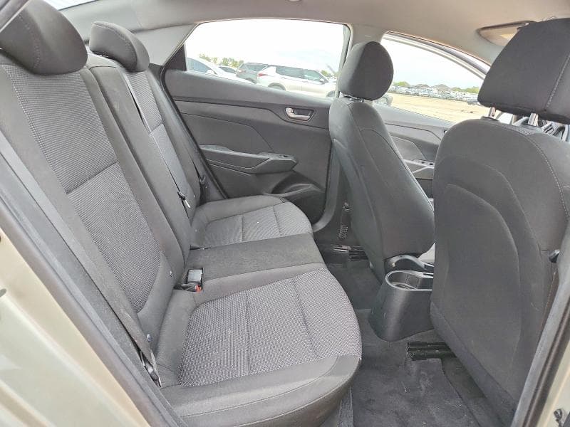 2018 HYUNDAI ACCENT SE 10
