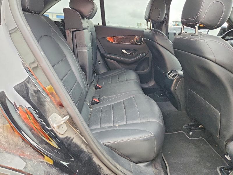 2017 MERCEDES-BENZ GLC 300 11
