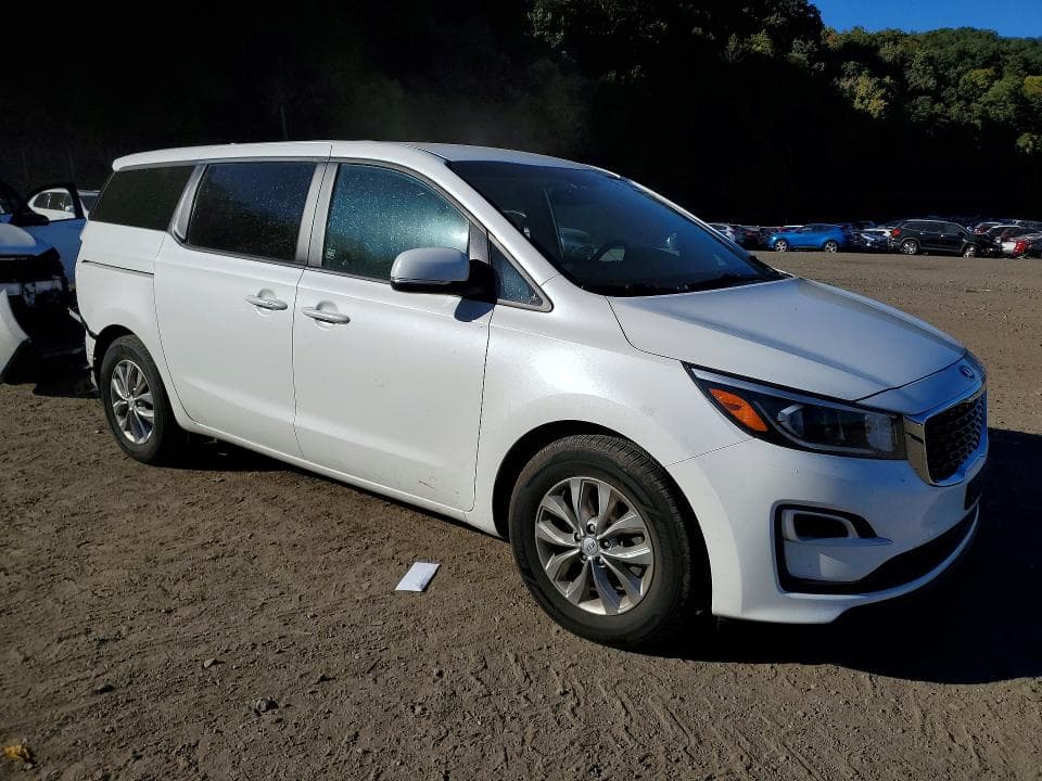 2019 KIA SEDONA LX 4
