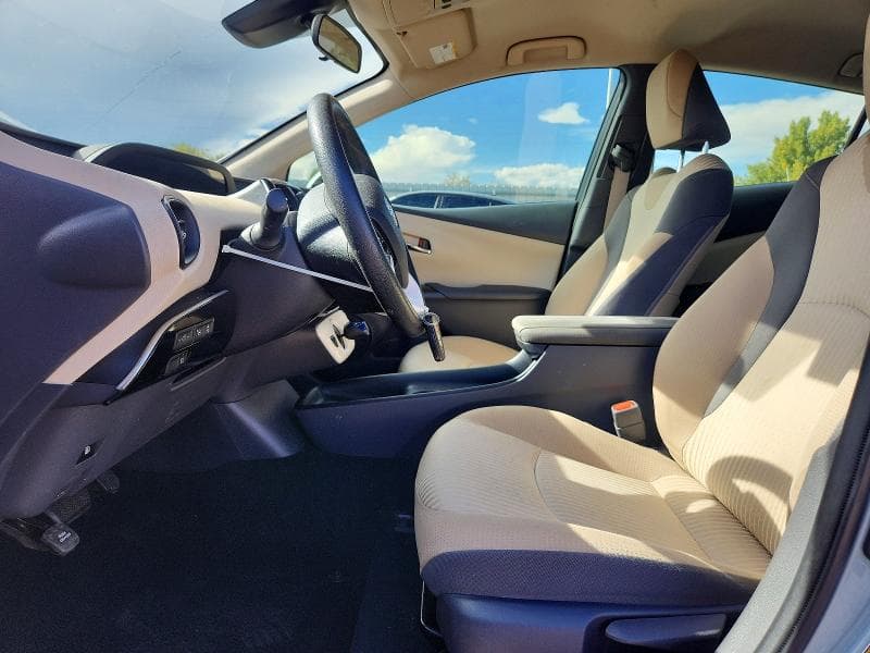 2018 TOYOTA PRIUS TWO 7