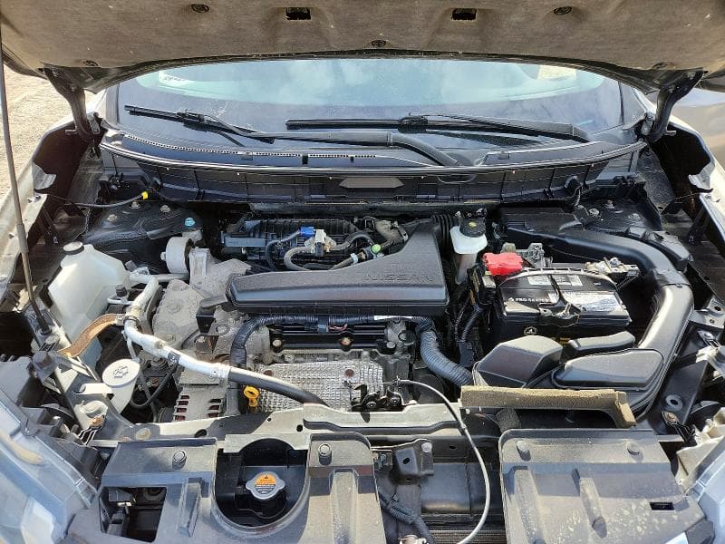 2017 NISSAN ROGUE SV 12