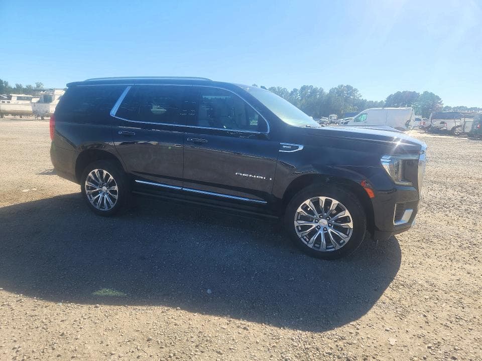 2021 GMC YUKON DENALI 4