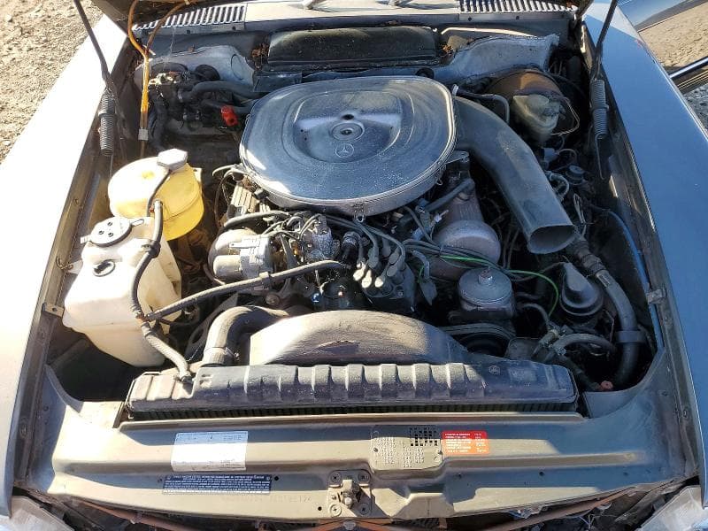 1982 MERCEDES-BENZ 380 SL 11
