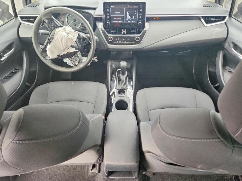 2021 TOYOTA COROLLA LE 8