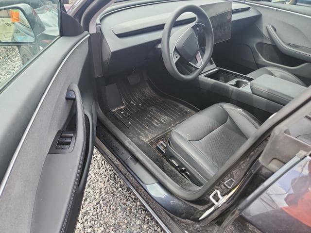 2024 TESLA MODEL 3 8