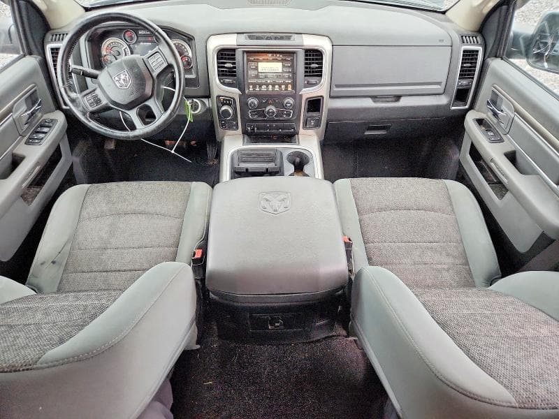 2017 RAM 1500 SLT 8