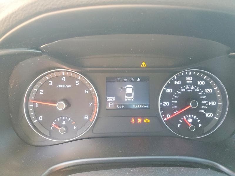 2019 KIA FORTE FE 9