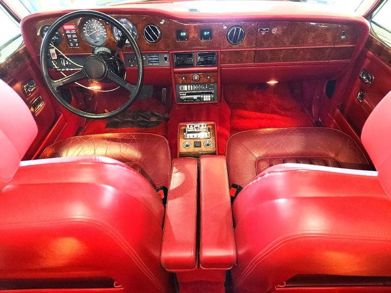 1986 ROLLS-ROYCE SILVER SPIRIT 8