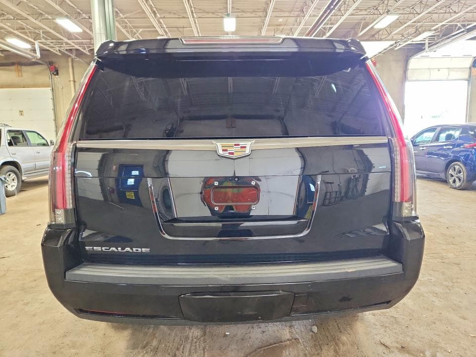 2019 CADILLAC ESCALADE LUXURY 6