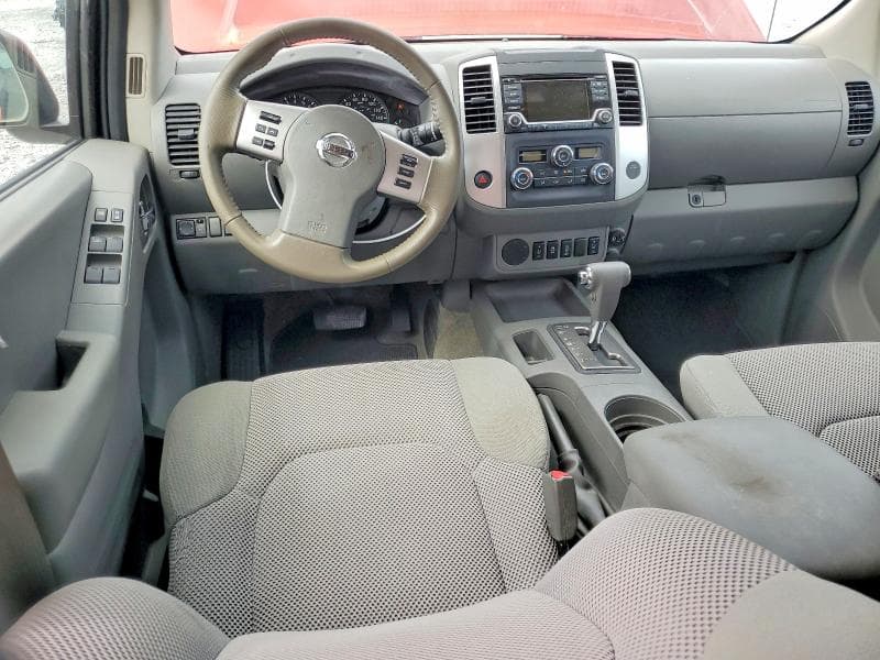 2017 NISSAN FRONTIER SV 8