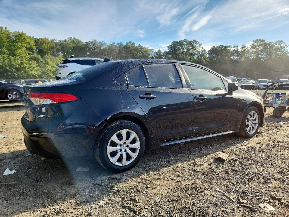 2021 TOYOTA COROLLA LE 3