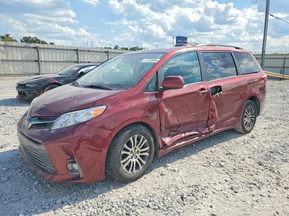 2019 TOYOTA SIENNA XLE PREMIUM 8-PASSENGER