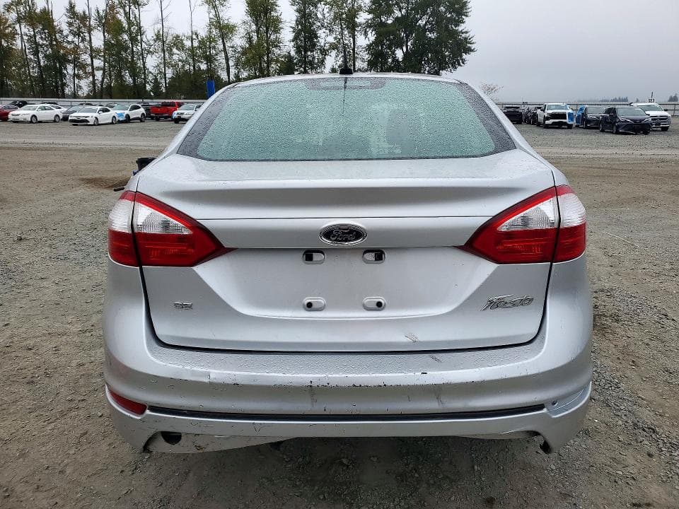 2017 FORD FIESTA SE 6