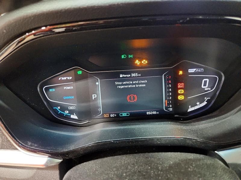 2022 KIA NIRO EX 9