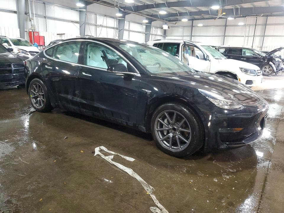 2018 TESLA MODEL 3 4