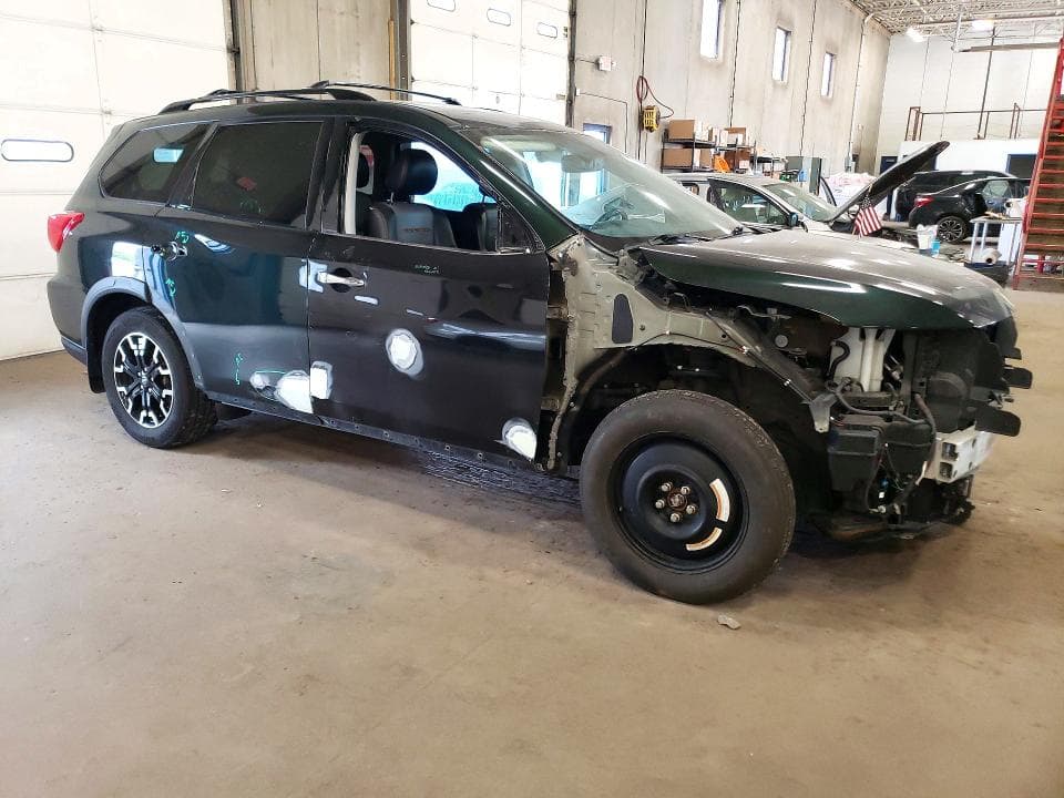 2019 NISSAN PATHFINDER S 4