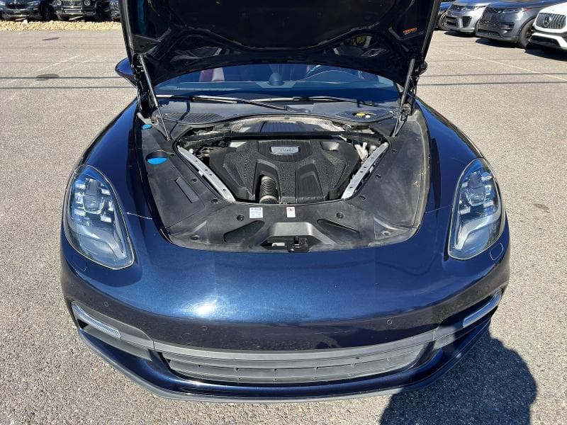 2018 PORSCHE PANAMERA 4 8