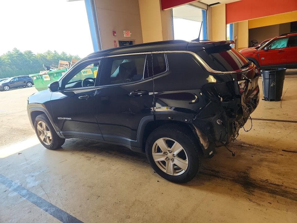 2022 JEEP COMPASS LATITUDE 2