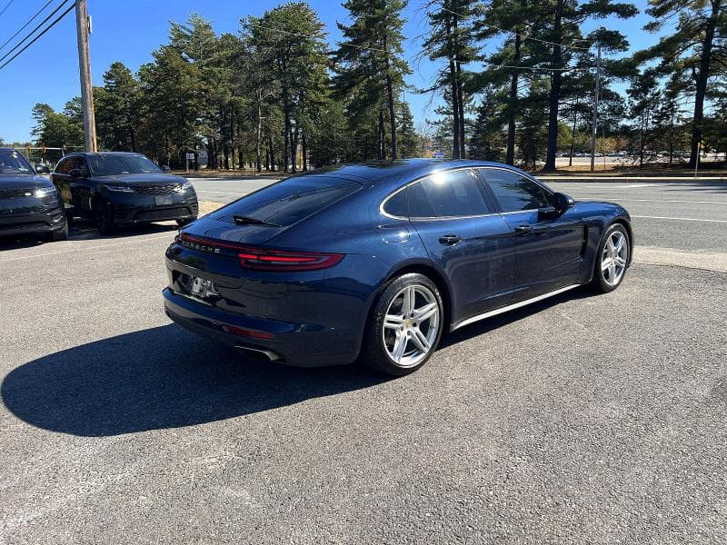 2018 PORSCHE PANAMERA 4 4
