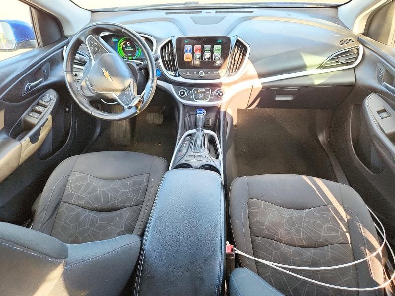2017 CHEVROLET VOLT LT 8