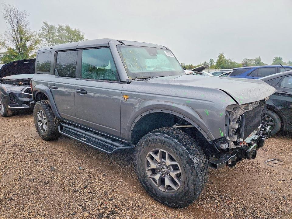 2023 FORD BRONCO BASE 4