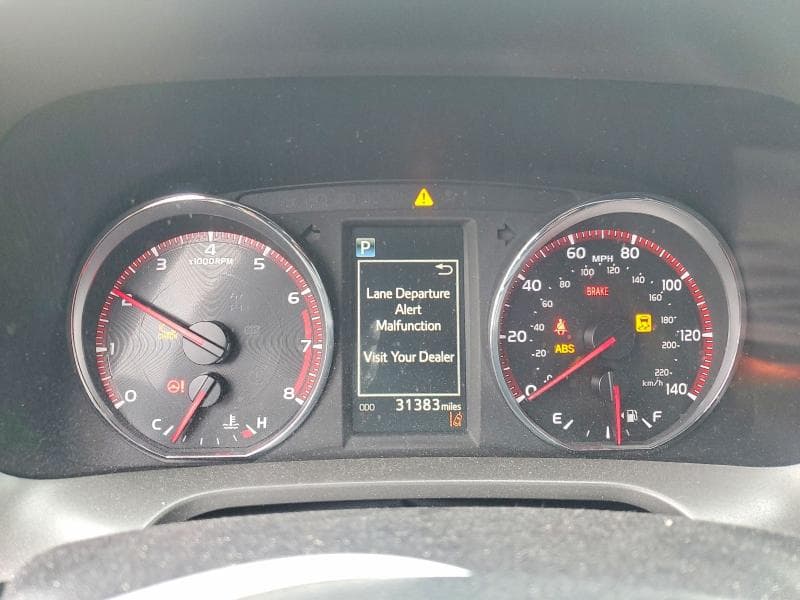 2017 TOYOTA RAV4 SE 9