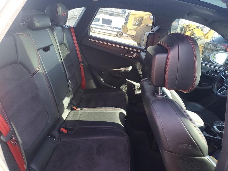 2018 PORSCHE MACAN GTS 10