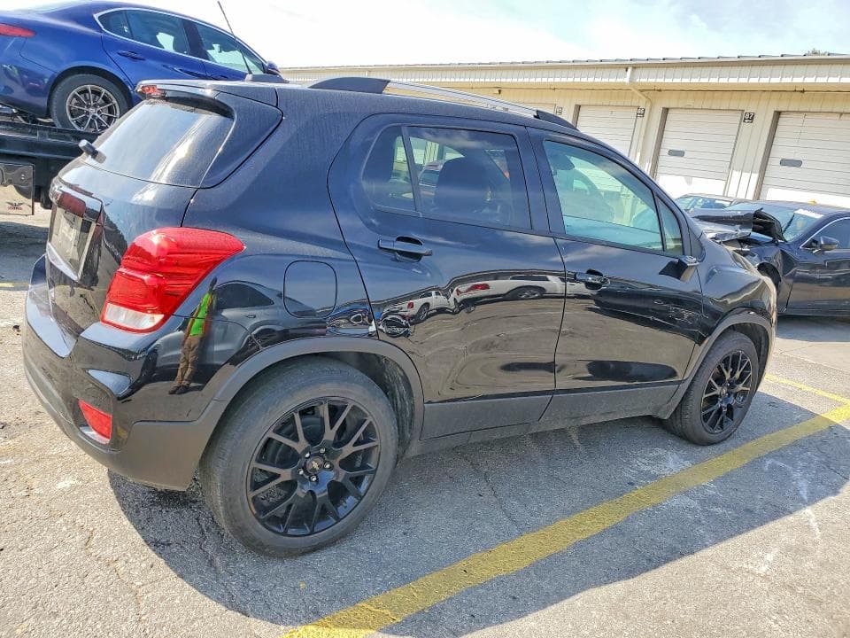 2021 CHEVROLET TRAX 1LT 3