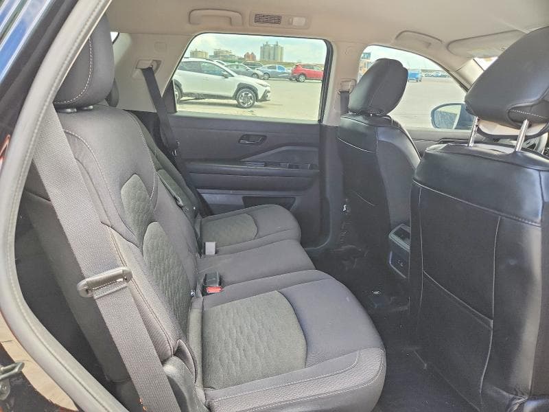 2024 NISSAN PATHFINDER S 11
