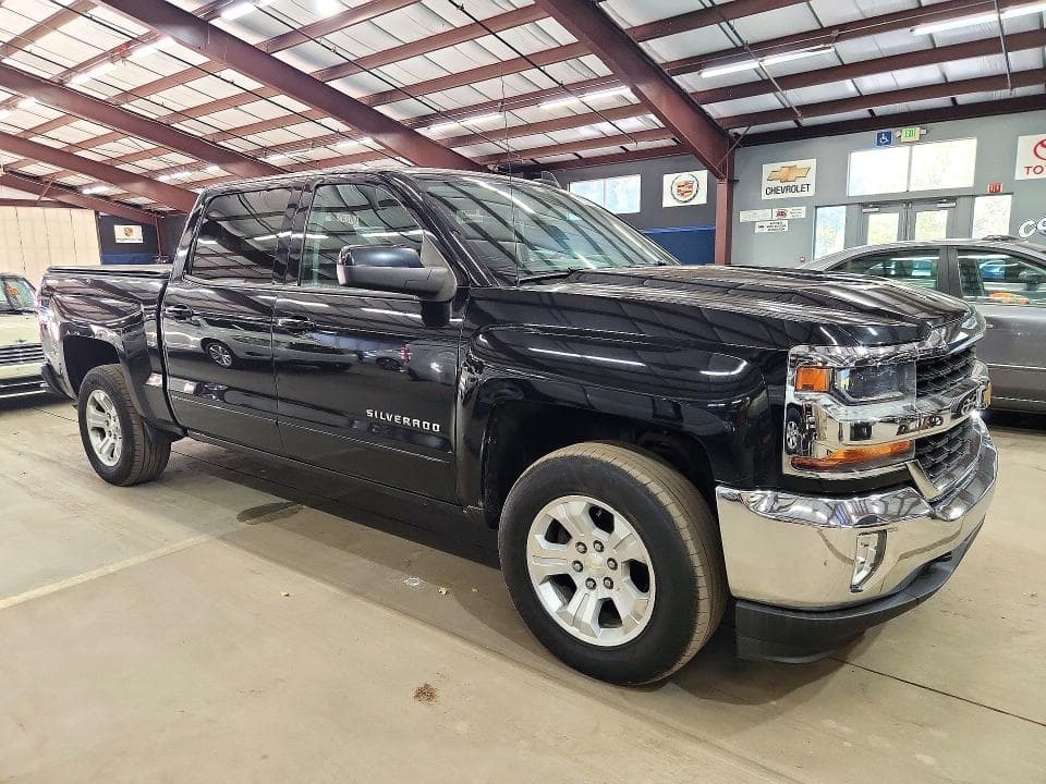 2017 CHEVROLET SILVERADO K1500 LT 4