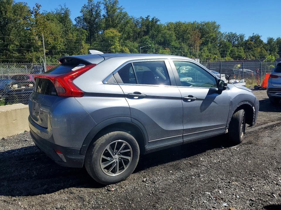 2020 MITSUBISHI ECLIPSE CROSS ES 3