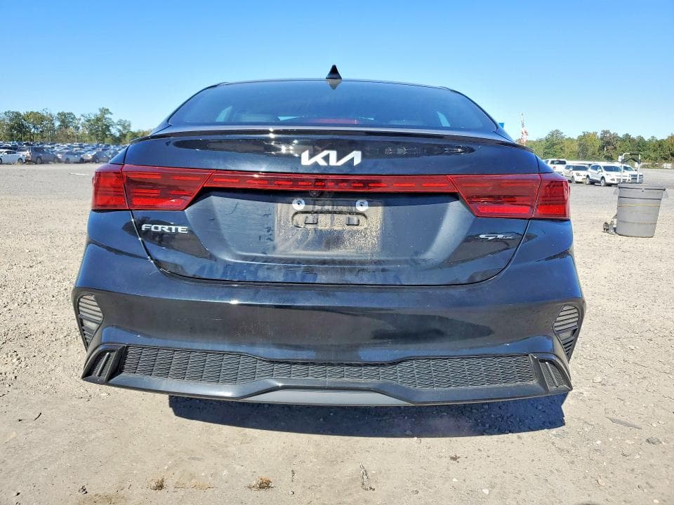 2022 KIA FORTE GT LINE 6
