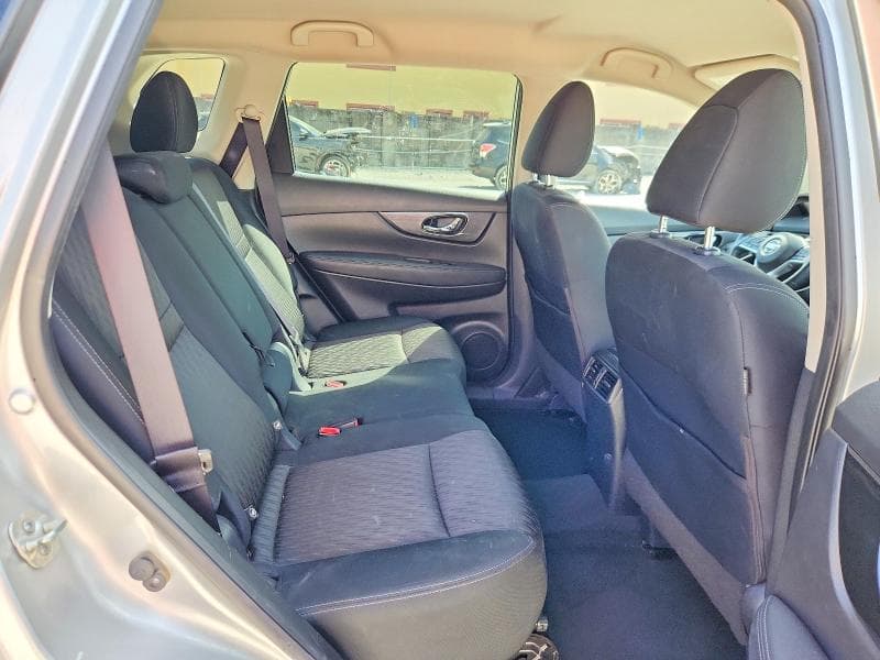 2019 NISSAN ROGUE SV 10