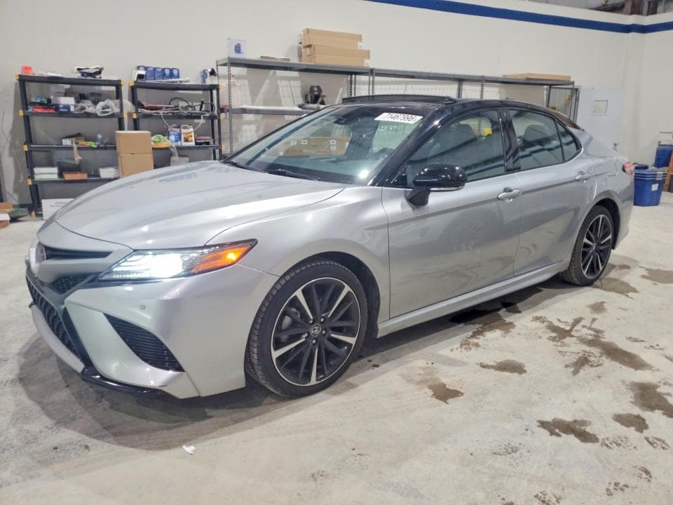 2018 TOYOTA CAMRY XSE