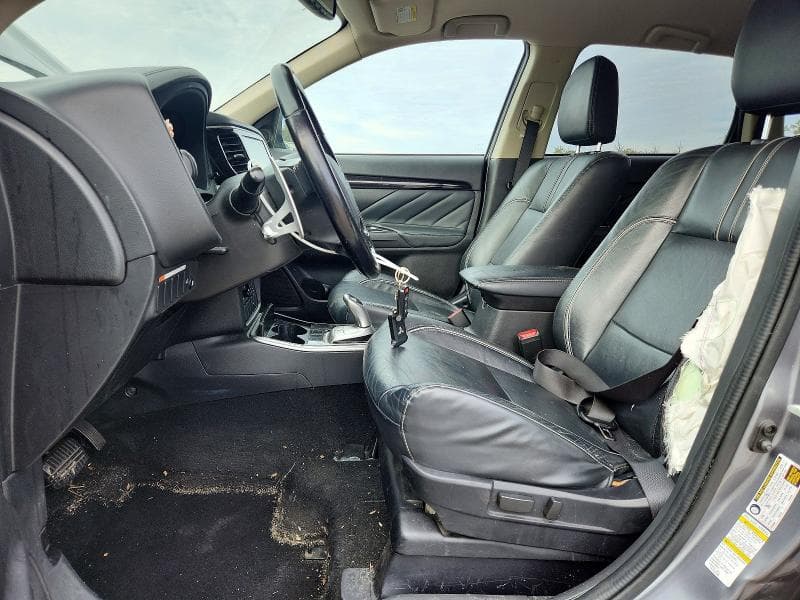 2018 MITSUBISHI OUTLANDER SE 7