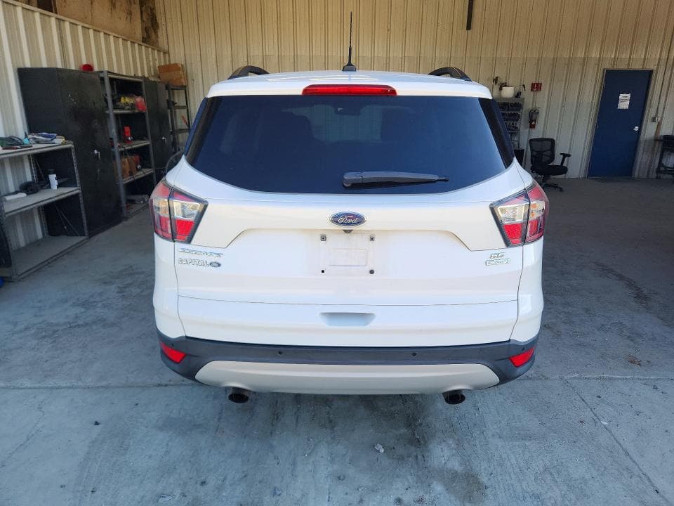 2017 FORD ESCAPE SE 6
