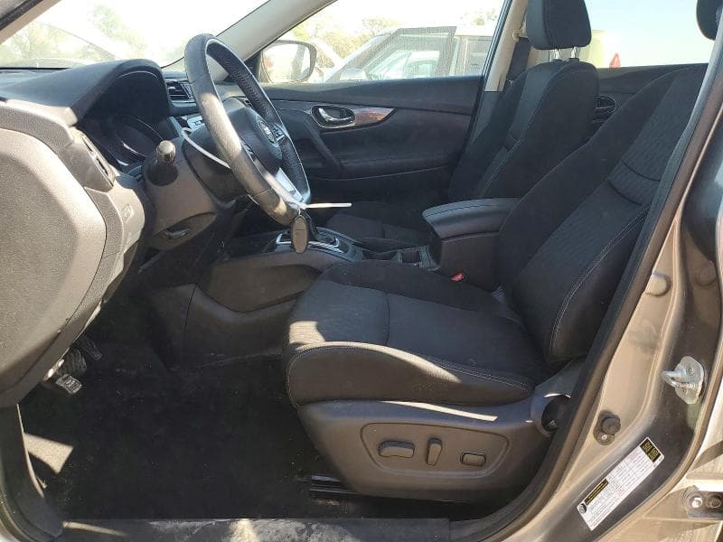 2017 NISSAN ROGUE SV 7