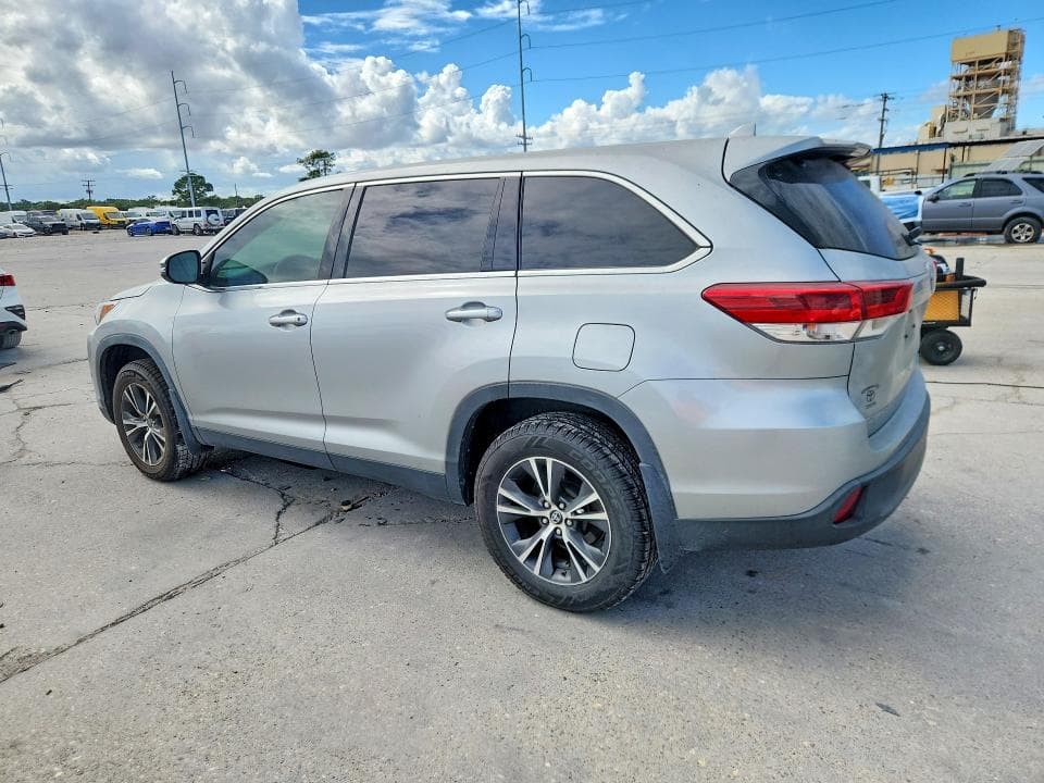 2019 TOYOTA HIGHLANDER LE PLUS 2