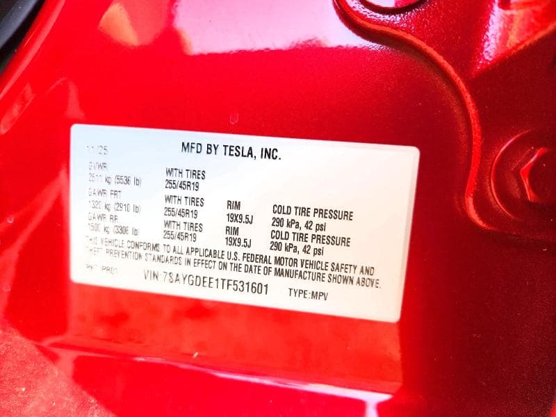 2026 TESLA MODEL Y 13
